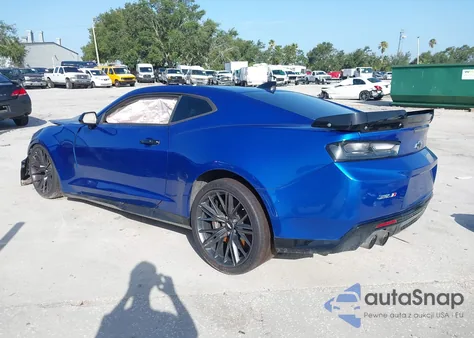 2017 Chevrolet Camaro Zl1 z USA, uszkodzony, nr VIN 1G1FK1R6XH0200745